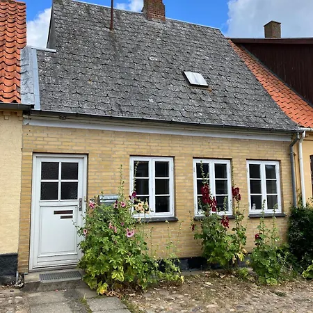 Huset I Gronnegade Dom wakacyjny